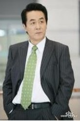 韩振熙剧照
