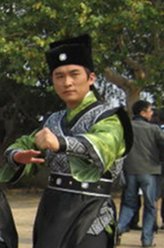 王仪伟剧照