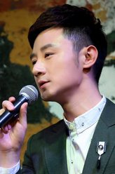 张倬闻剧照