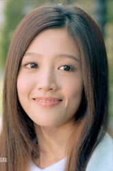 夏娣亚剧照