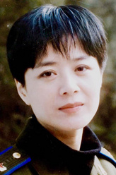 美田真子