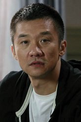 黄志忠剧照