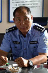 李成儒剧照