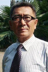 李振起