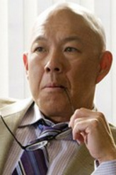迈克尔·保罗·陈剧照