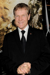 Senator Vernon Trent (as Bill Sadler)